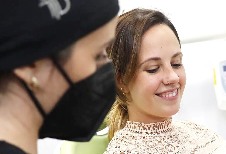 Cómo conseguir más reseñas positivas en google business con una estrategia de marketing dental para dentistas