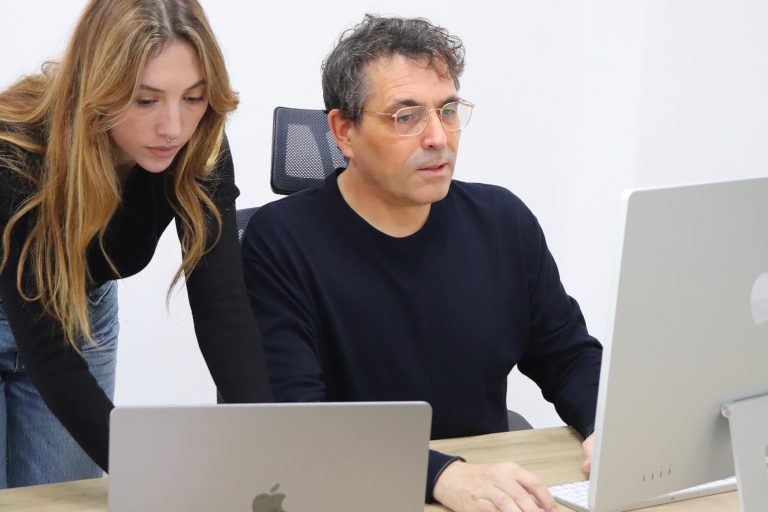 6 Estrategias efectivas para gestionar críticas negativas en clínicas dentales